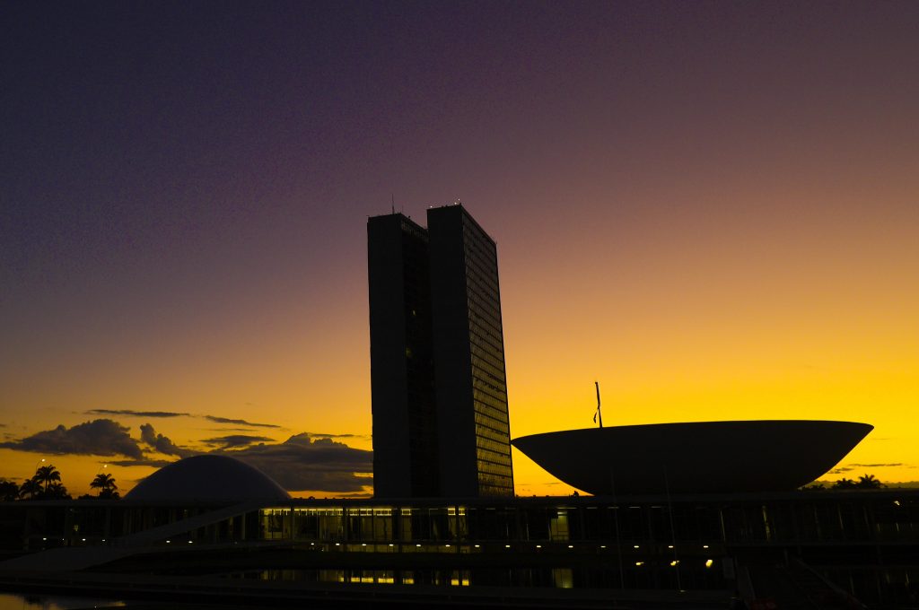 CNDL defende Reforma Tributária